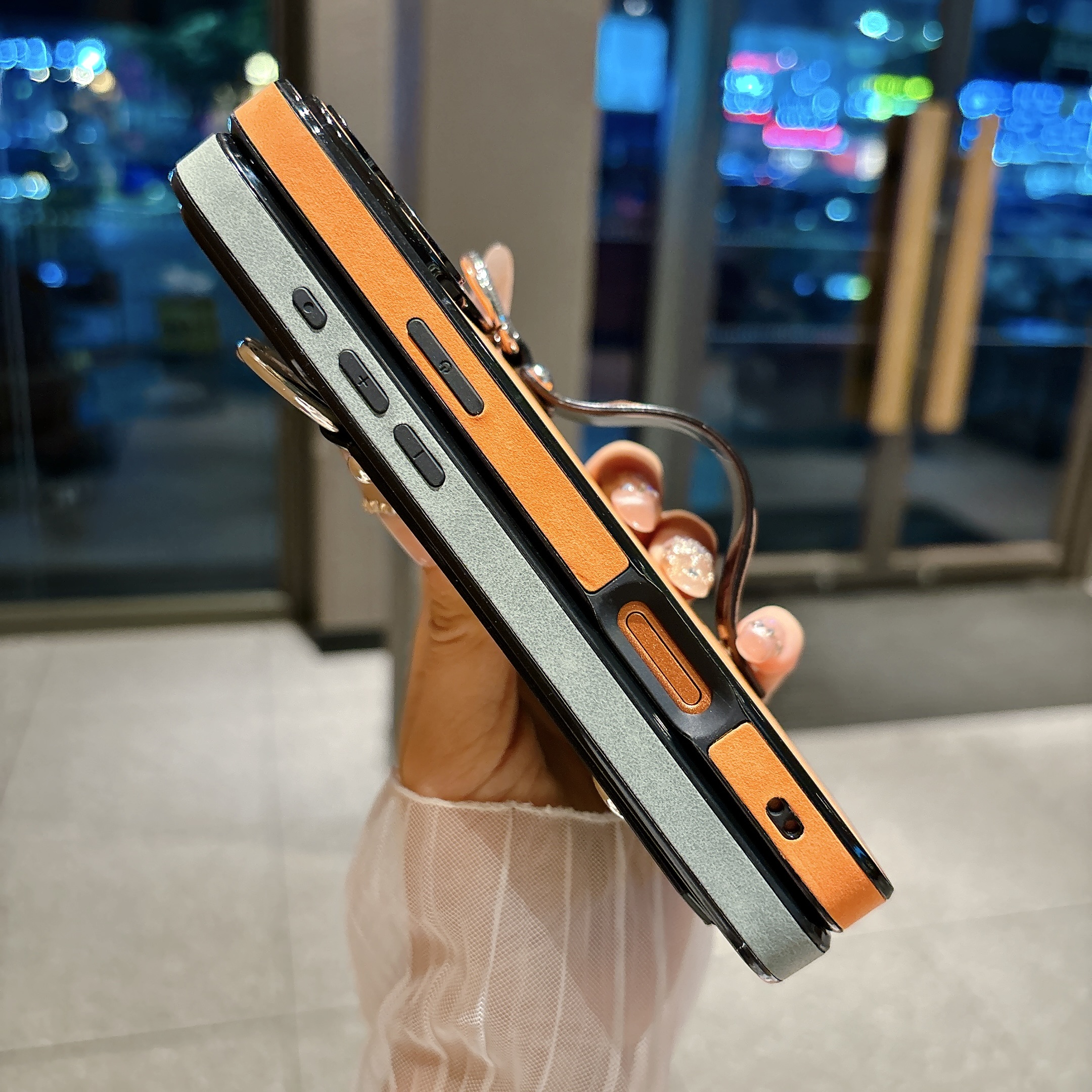 Suede Leather Wrist Strap Hold - Phone Cases Iphone 13 recensie en prijs