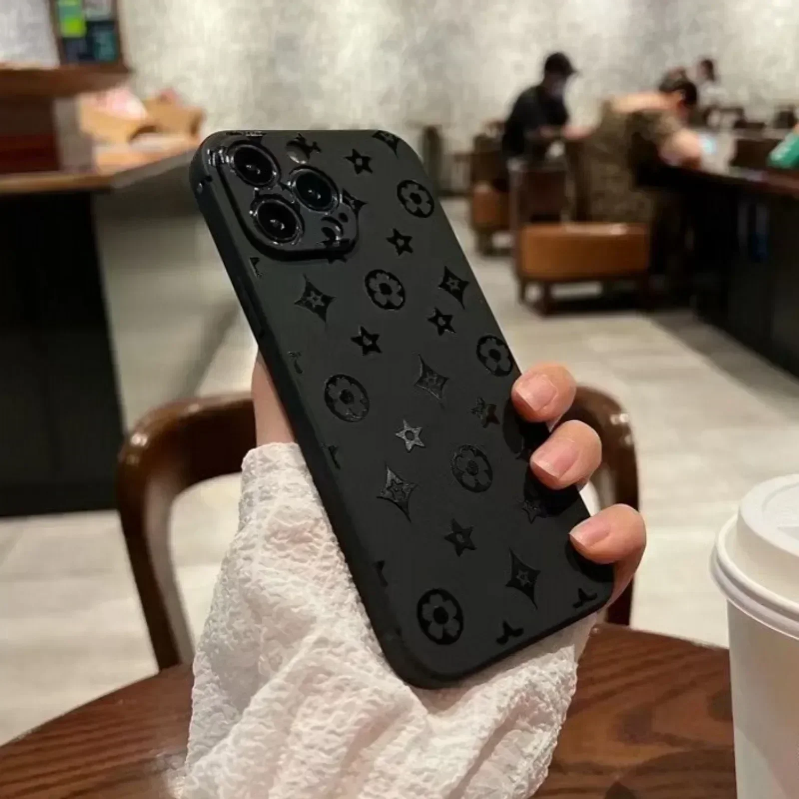 Soft Silicone Case For iPhone  - Phone Cases Dior recensie en prijs