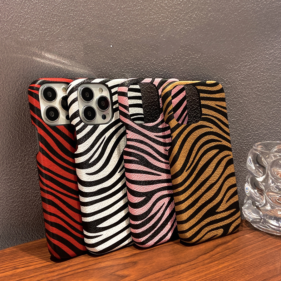 Vogue Zebra Print Grain Phone  - Phone Cases Vogue recensie en prijs